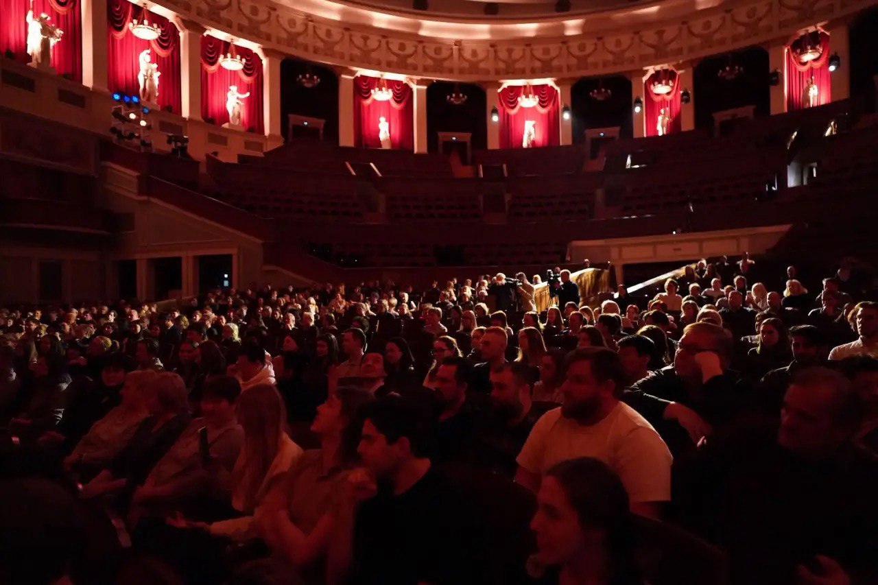 Театральная семья Новосибирского театра оперы и балета отметила День артиста - НОВАТ - фото №9